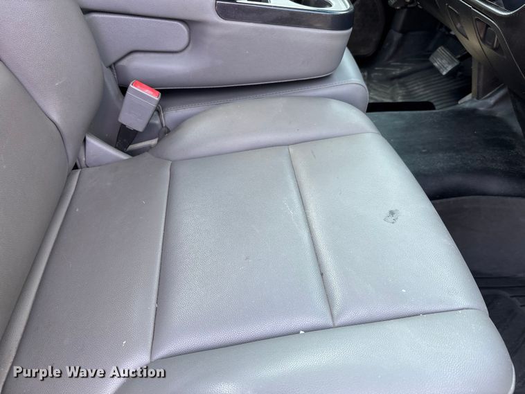 image for item EJ7644 2016 Chevrolet Silverado 1500 pickup truck