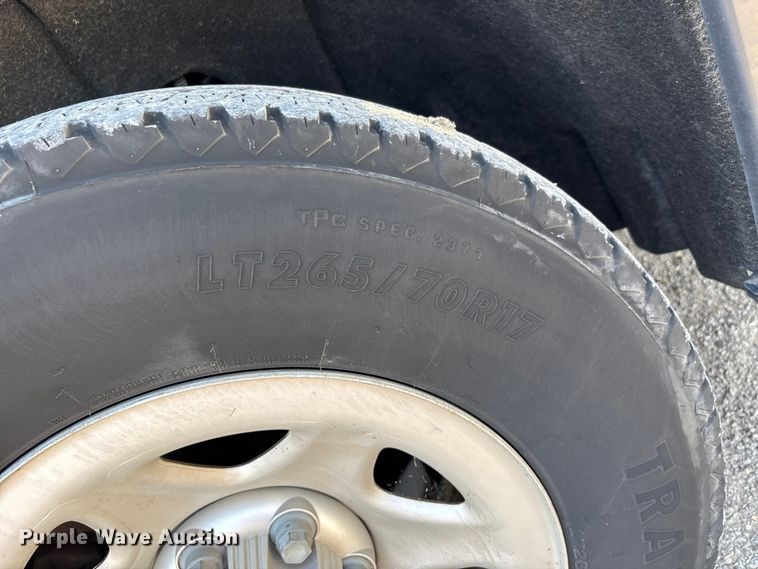 image for item EJ7644 2016 Chevrolet Silverado 1500 pickup truck