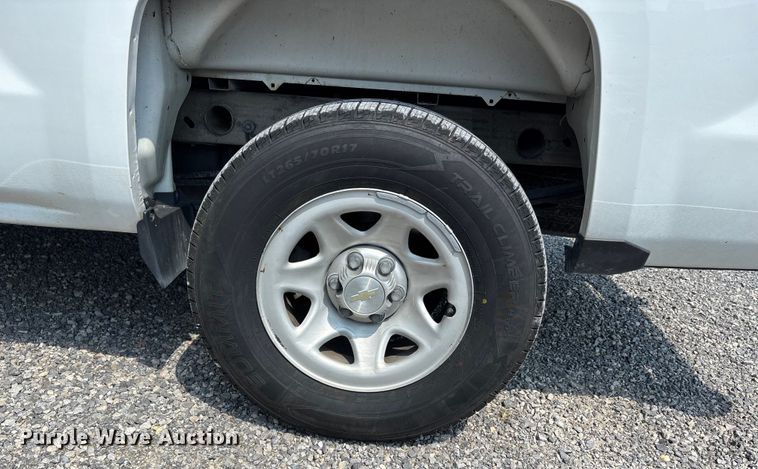 image for item EJ7644 2016 Chevrolet Silverado 1500 pickup truck