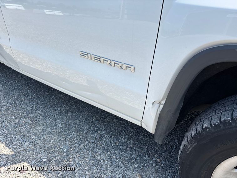 image for item EJ7645 2015 GMC Sierra 1500 Double Cab pickup truck