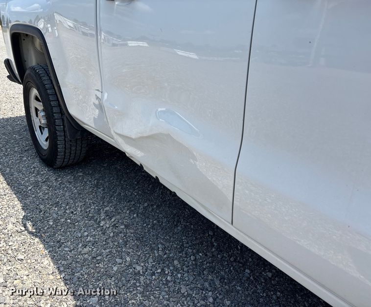 image for item EJ7645 2015 GMC Sierra 1500 Double Cab pickup truck