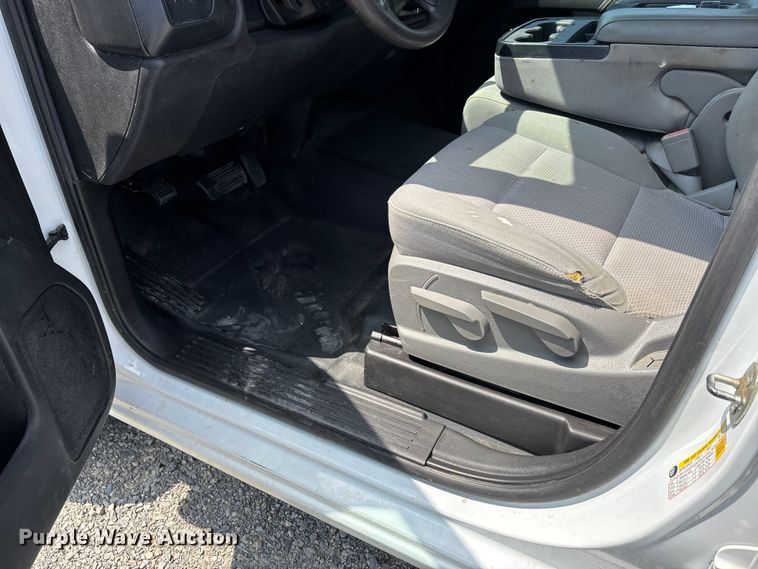 image for item EJ7645 2015 GMC Sierra 1500 Double Cab pickup truck