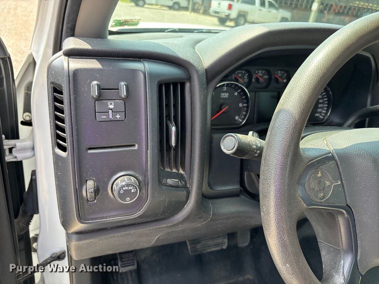 image for item EJ7645 2015 GMC Sierra 1500 Double Cab pickup truck