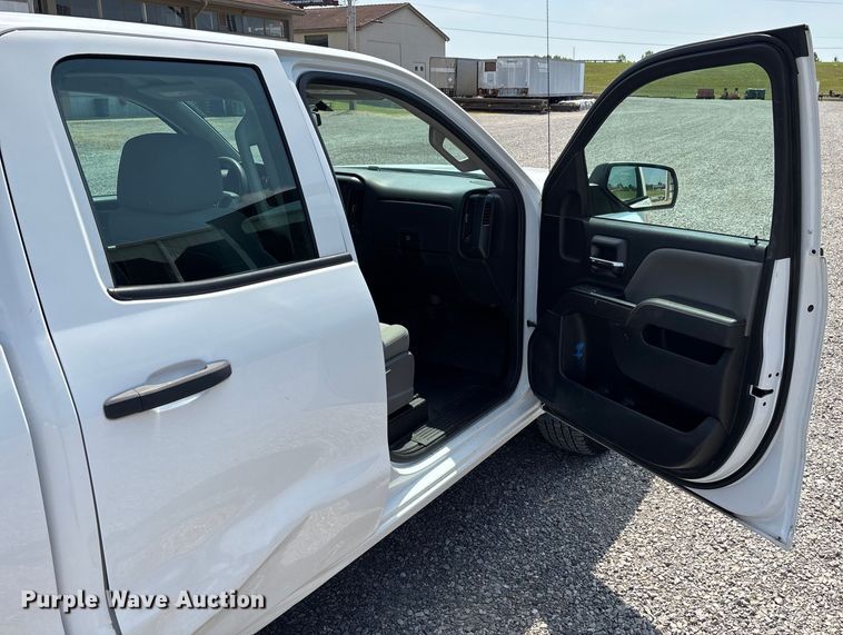 image for item EJ7645 2015 GMC Sierra 1500 Double Cab pickup truck