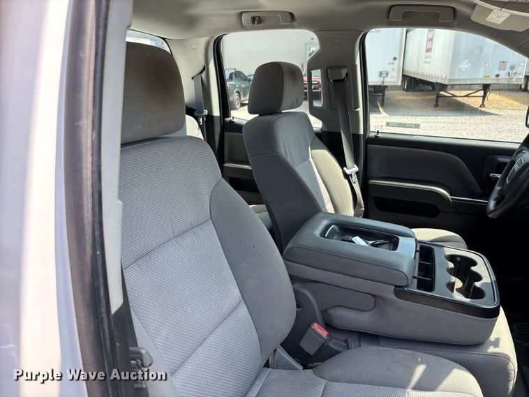 image for item EJ7645 2015 GMC Sierra 1500 Double Cab pickup truck