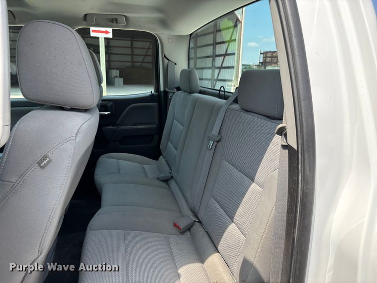 image for item EJ7645 2015 GMC Sierra 1500 Double Cab pickup truck