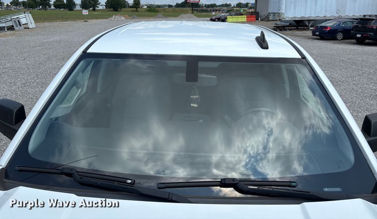 image for item EJ7646 2017 Chevrolet Silverado 1500 Double Cab pickup truck