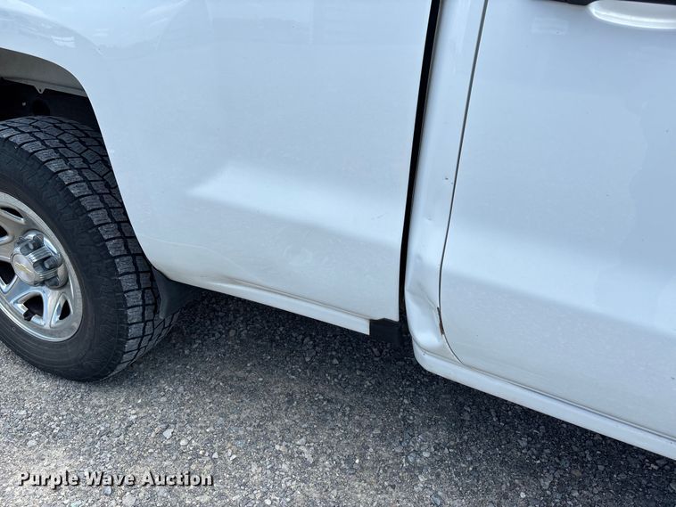 image for item EJ7646 2017 Chevrolet Silverado 1500 Double Cab pickup truck