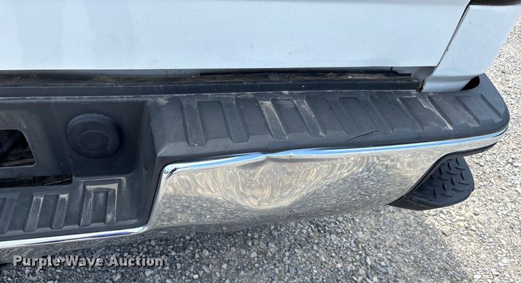 image for item EJ7646 2017 Chevrolet Silverado 1500 Double Cab pickup truck