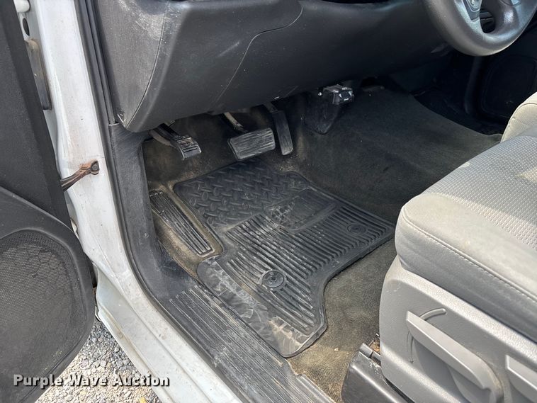 image for item EJ7646 2017 Chevrolet Silverado 1500 Double Cab pickup truck