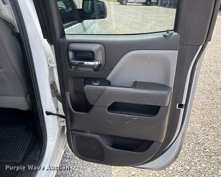 image for item EJ7646 2017 Chevrolet Silverado 1500 Double Cab pickup truck