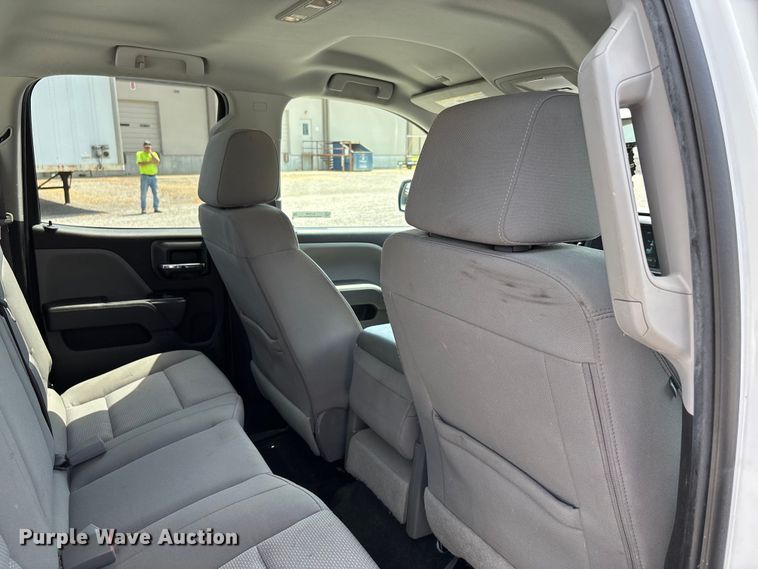 image for item EJ7646 2017 Chevrolet Silverado 1500 Double Cab pickup truck