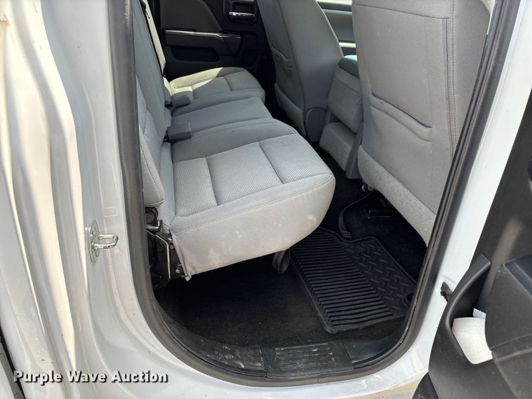 image for item EJ7646 2017 Chevrolet Silverado 1500 Double Cab pickup truck