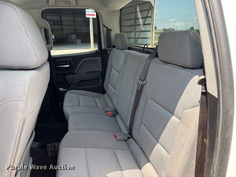 image for item EJ7646 2017 Chevrolet Silverado 1500 Double Cab pickup truck