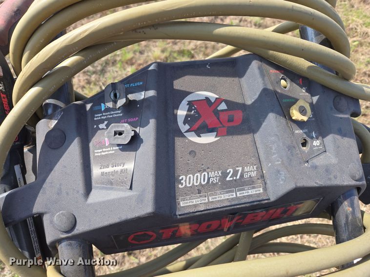 image for item EJ8437 (4) pressure washers