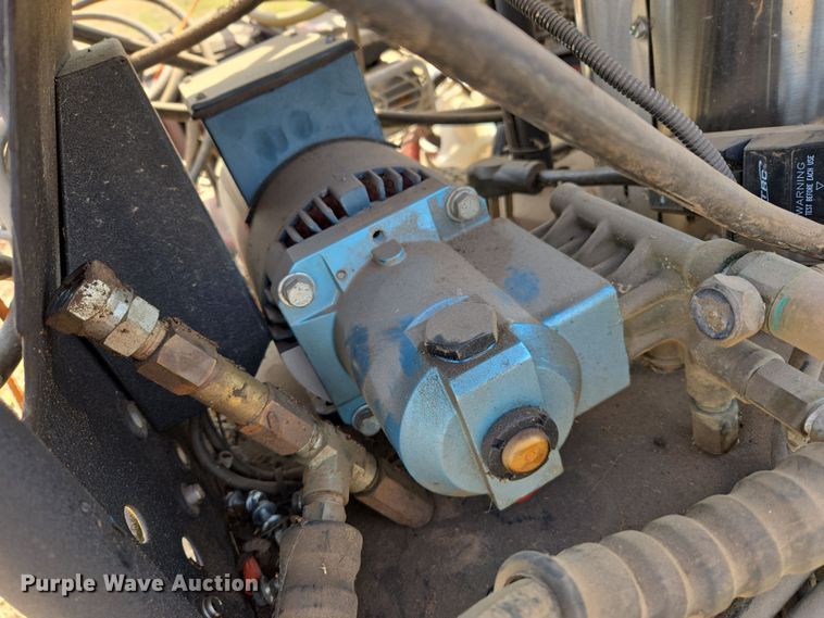 image for item EJ8437 (4) pressure washers