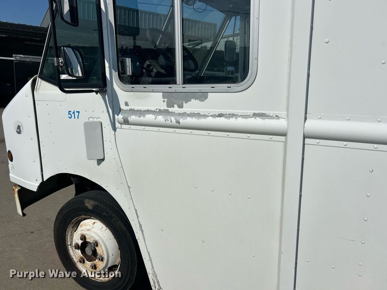 image for item EK8305 2014 Freightliner MT45 delivery van