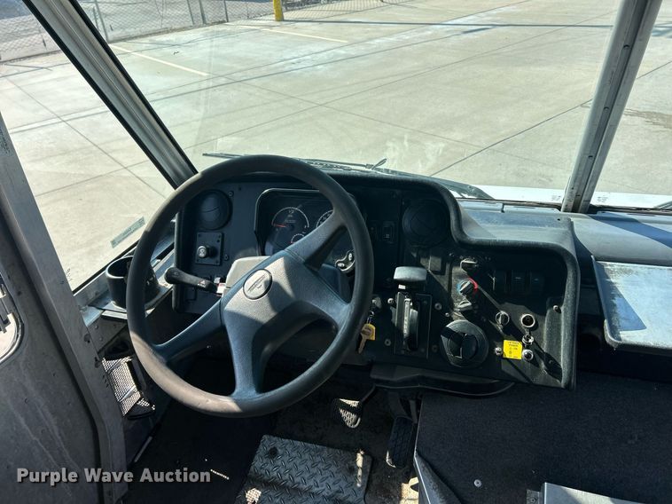 image for item EK8305 2014 Freightliner MT45 delivery van