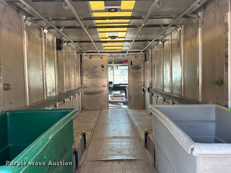 image for item EK8305 2014 Freightliner MT45 delivery van