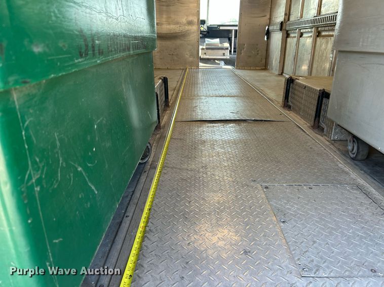 image for item EK8305 2014 Freightliner MT45 delivery van