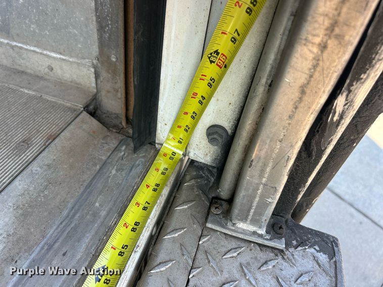 image for item EK8305 2014 Freightliner MT45 delivery van