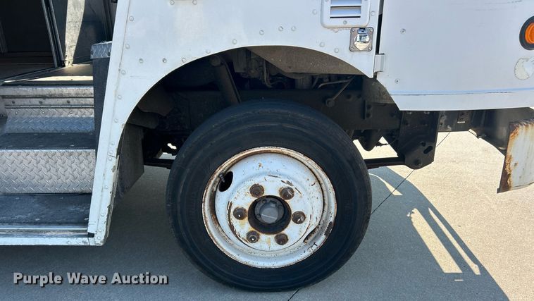 image for item EK8305 2014 Freightliner MT45 delivery van