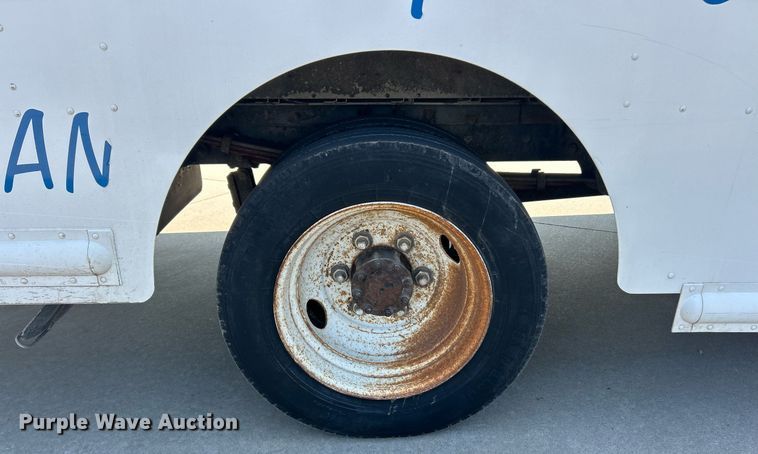 image for item EK8305 2014 Freightliner MT45 delivery van