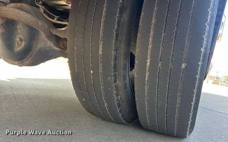 image for item EK8305 2014 Freightliner MT45 delivery van