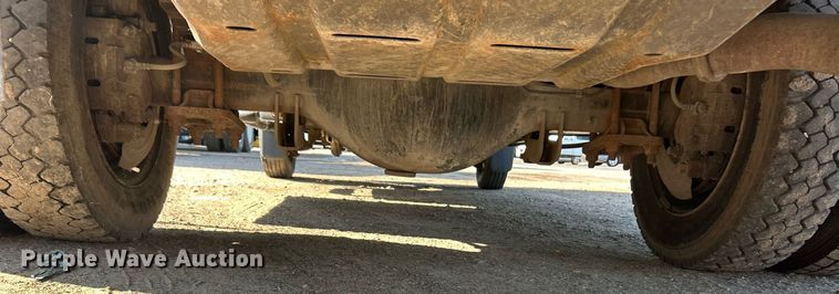 image for item EK8313 2006 Ford F550 Super Duty XL flatbed truck