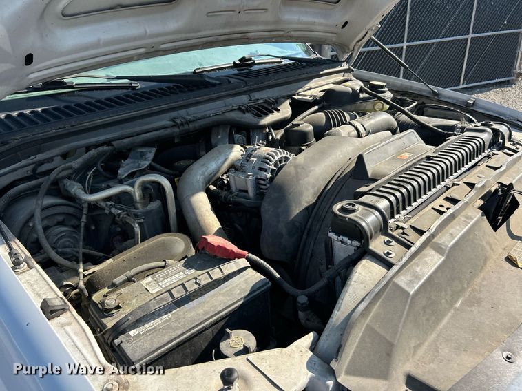 image for item EK8313 2006 Ford F550 Super Duty XL flatbed truck