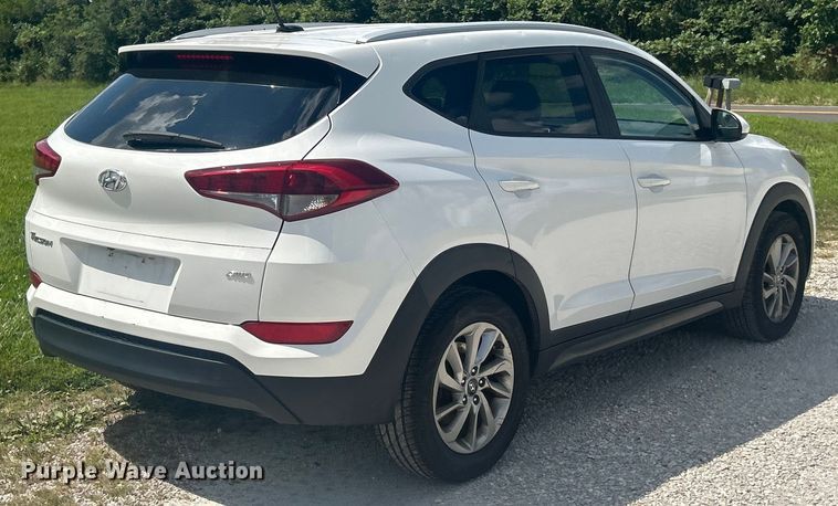 image for item EK8459 2016 Hyundai Tucson SUV
