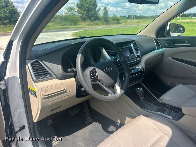 image for item EK8459 2016 Hyundai Tucson SUV