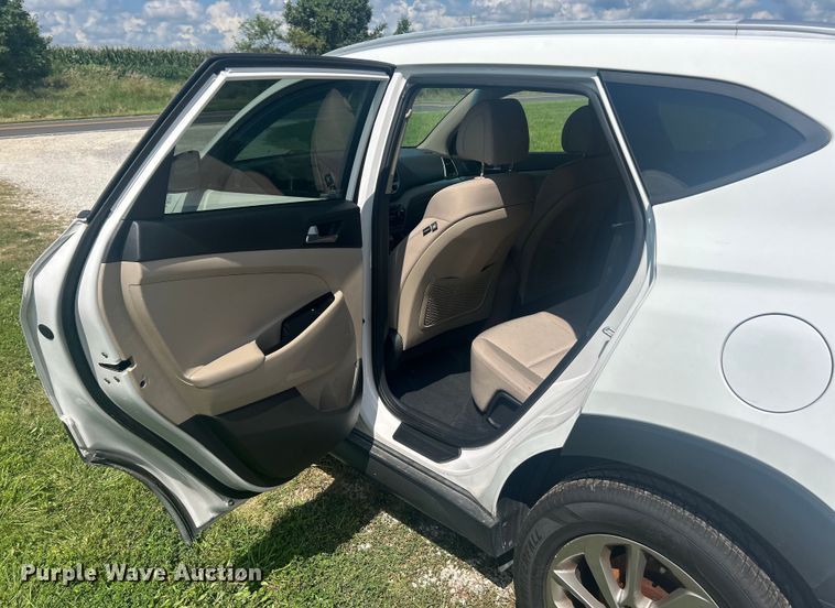 image for item EK8459 2016 Hyundai Tucson SUV