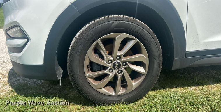 image for item EK8459 2016 Hyundai Tucson SUV