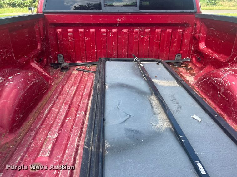 image for item EK8460 2010 Ford F150 Platinum SuperCrew pickup truck