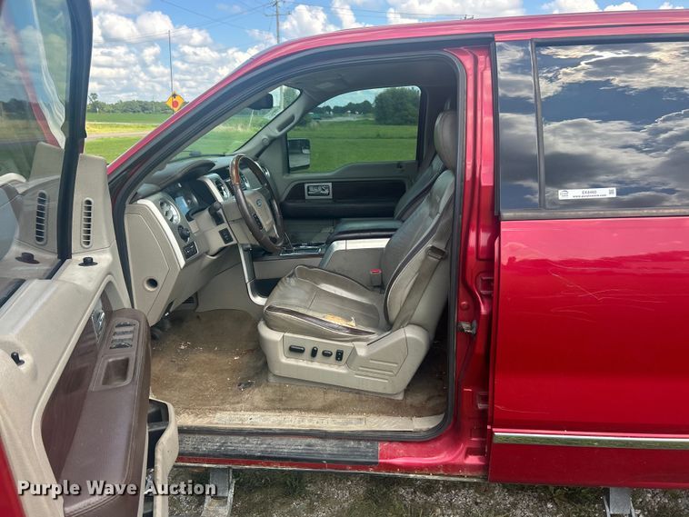 image for item EK8460 2010 Ford F150 Platinum SuperCrew pickup truck