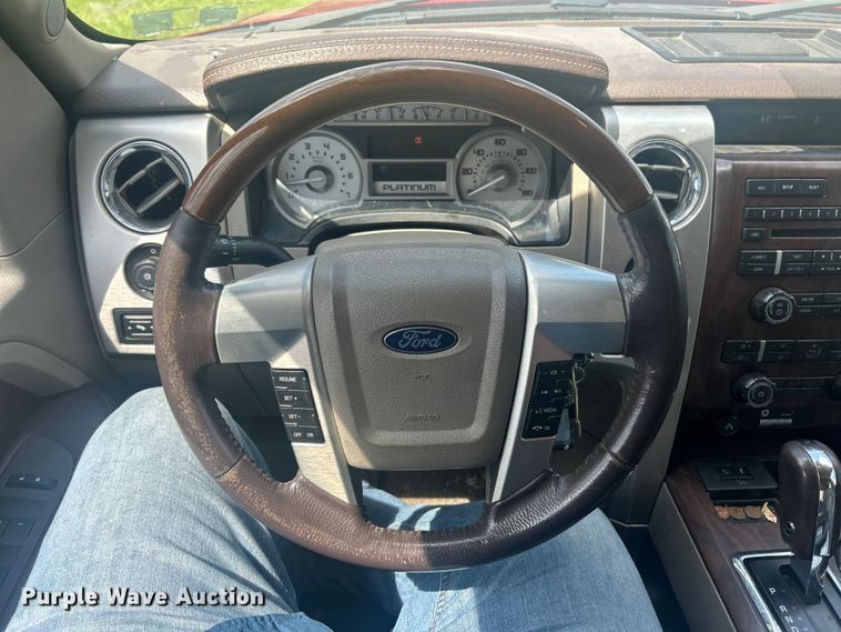 image for item EK8460 2010 Ford F150 Platinum SuperCrew pickup truck