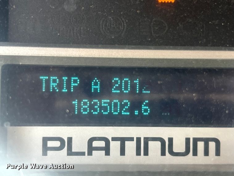 image for item EK8460 2010 Ford F150 Platinum SuperCrew pickup truck