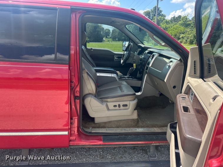 image for item EK8460 2010 Ford F150 Platinum SuperCrew pickup truck