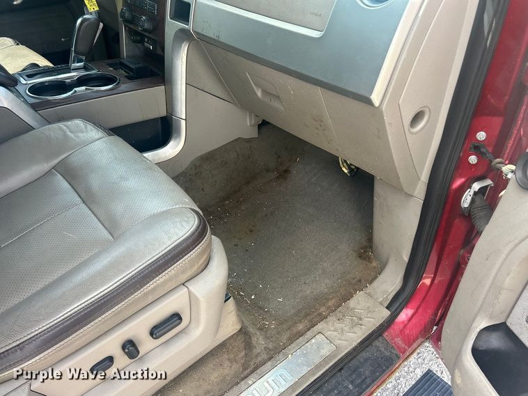 image for item EK8460 2010 Ford F150 Platinum SuperCrew pickup truck