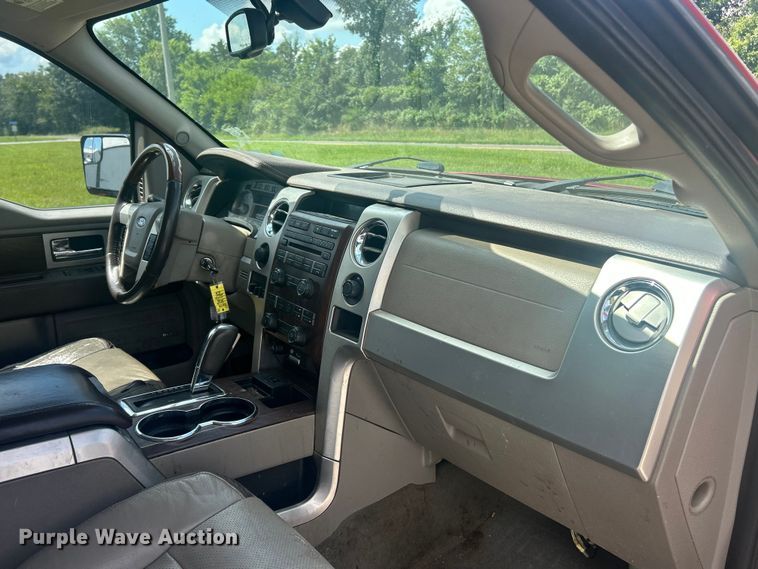 image for item EK8460 2010 Ford F150 Platinum SuperCrew pickup truck