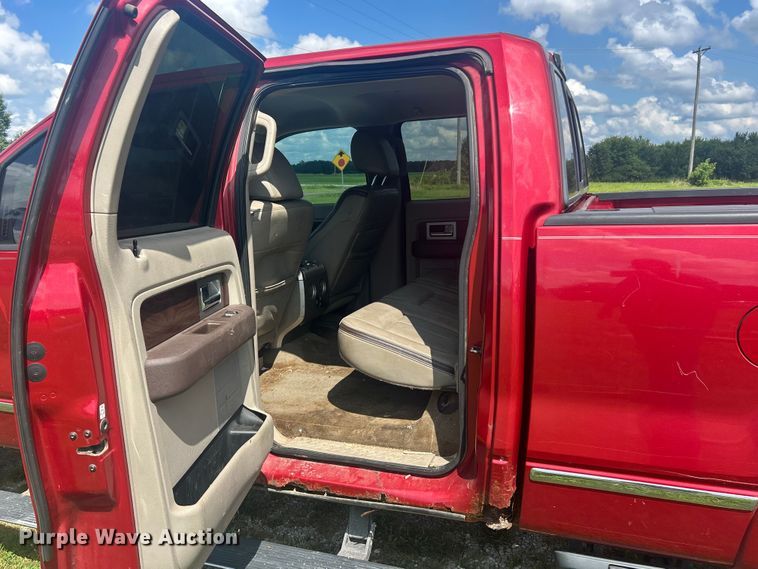 image for item EK8460 2010 Ford F150 Platinum SuperCrew pickup truck