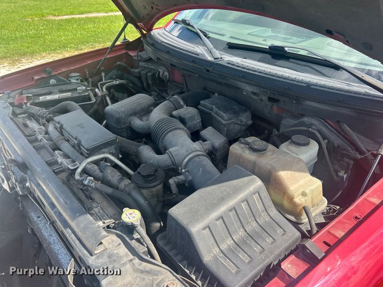 image for item EK8460 2010 Ford F150 Platinum SuperCrew pickup truck