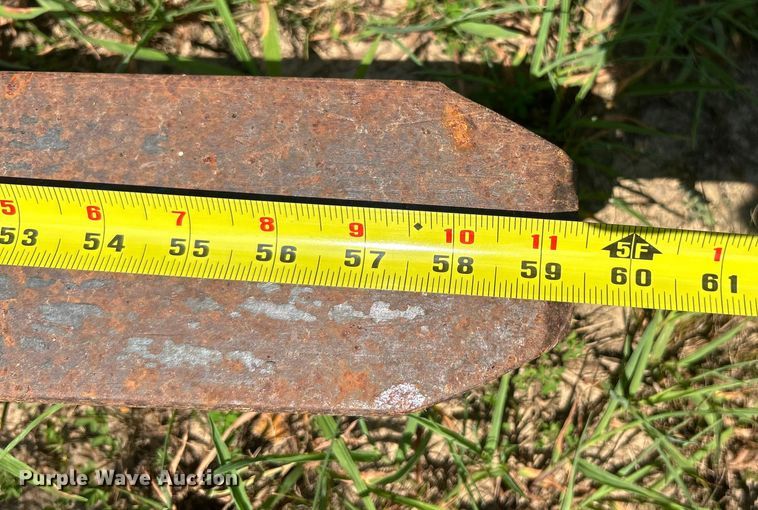 image for item EK8479 Ag equipment