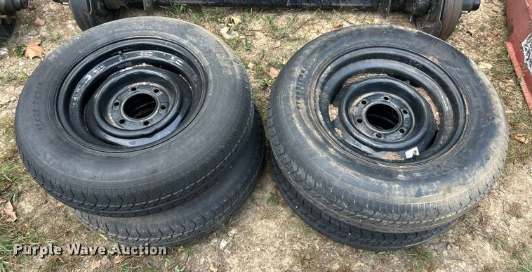 image for item EK8481 (2) Dexter axles