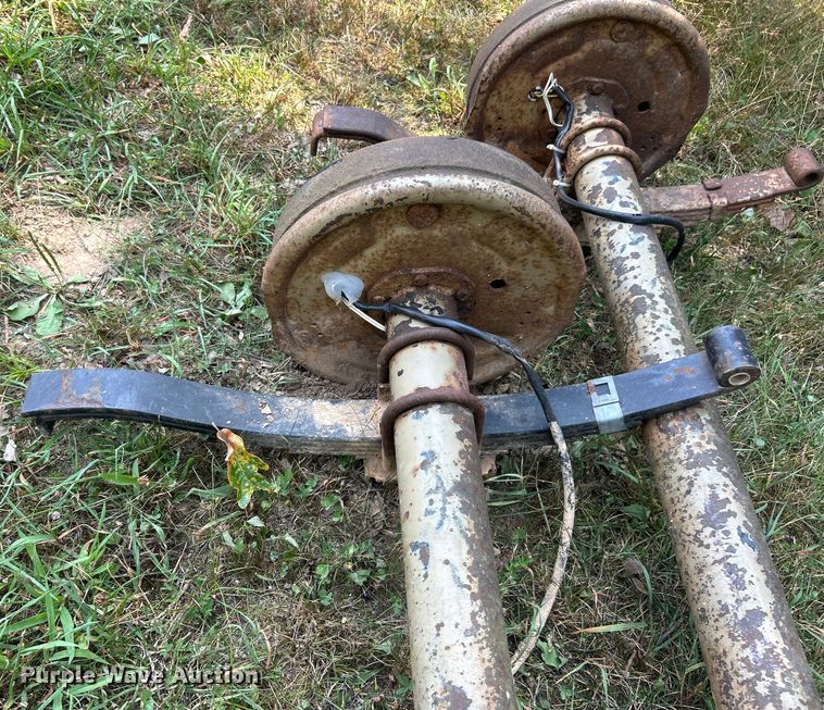 image for item EK8483 (2) axles