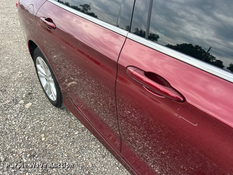 image for item EK8488 2015 Chrysler 200 