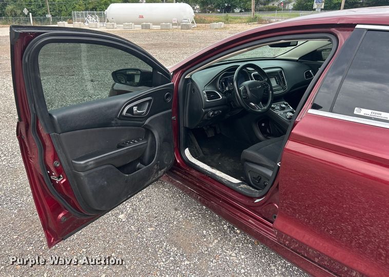 image for item EK8488 2015 Chrysler 200 