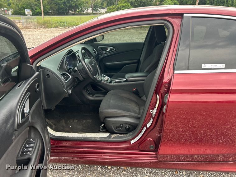 image for item EK8488 2015 Chrysler 200 