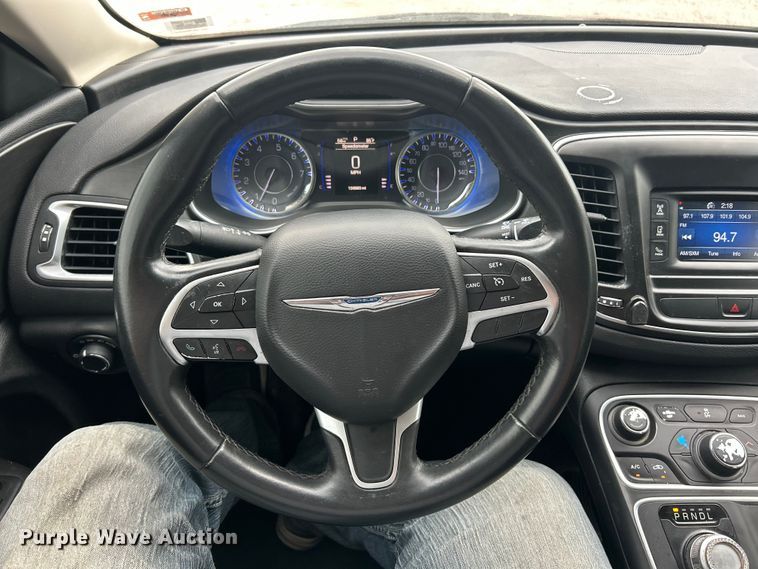 image for item EK8488 2015 Chrysler 200 